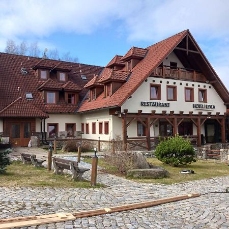 Hotel Leyla Frymburk Exterior photo